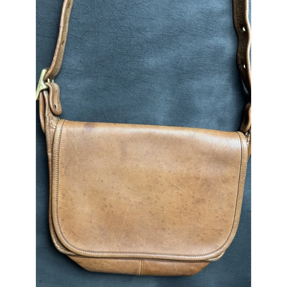 Vintage 90s Coach Patricia's Legacy 9951 Tan Leather Flap Crossbody Saddle Bag